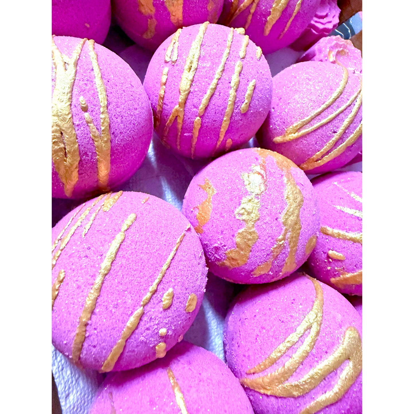 Bath Bomb, Royal Raspberry