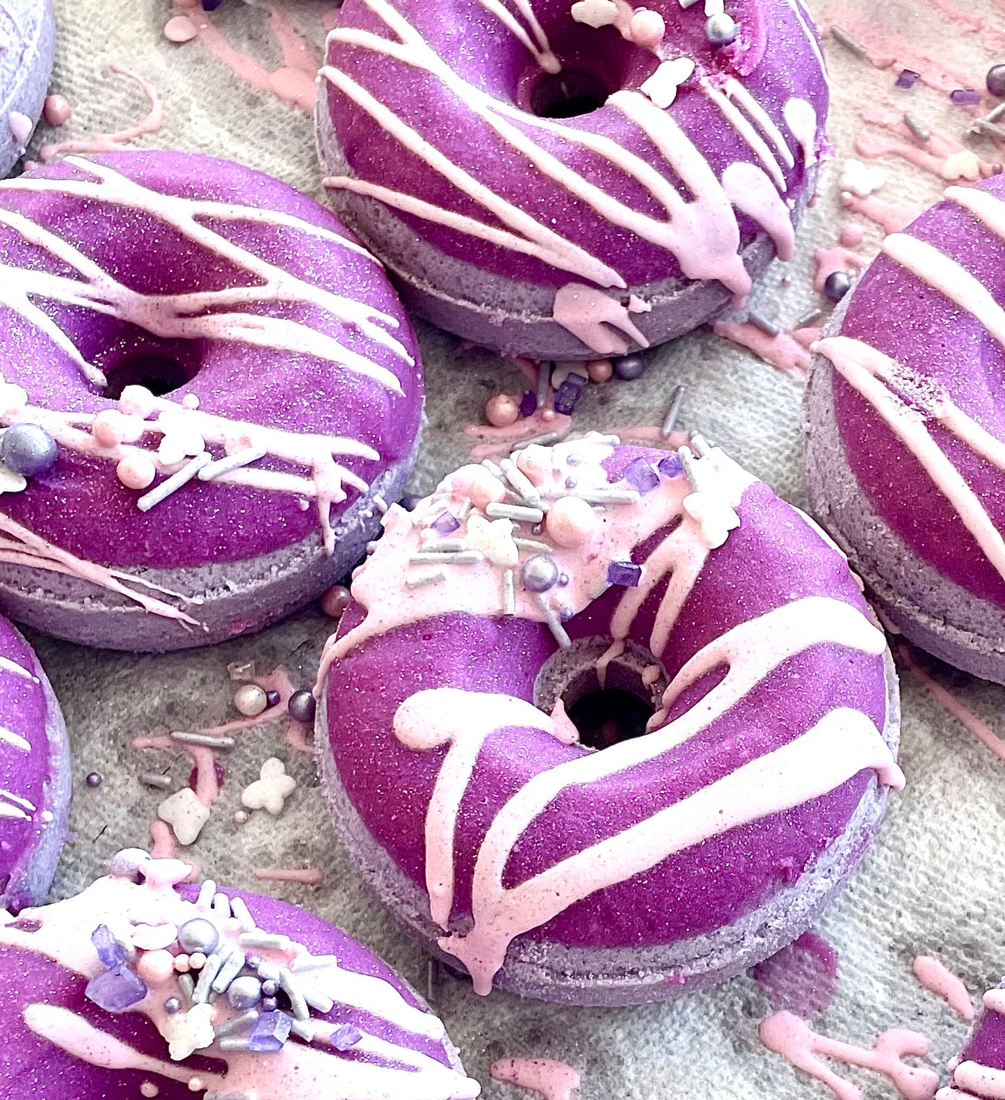 Bath Bomb, Blackberry Bliss Donut